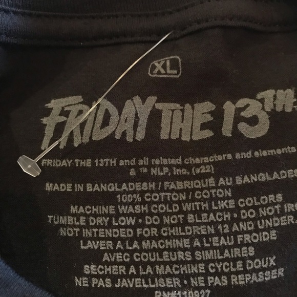 Friday the 13th Jason’s mask short sleeve T-shirt. NWOT Size XL   UNISEX - Picture 3 of 7